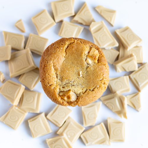 Koekje met caramilk chocola